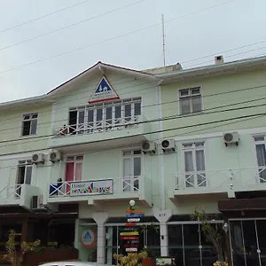 https://hostel-canasvieiras.santa-catarina-brasil.com